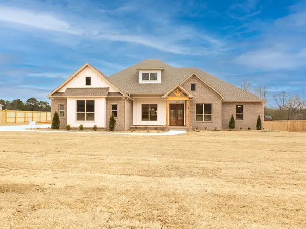 55 Daly Dr, Cabot, AR 72023