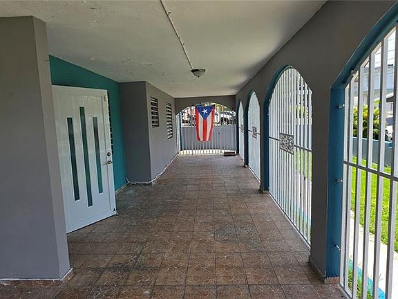 3rd image of 8 CALLE CASCADA