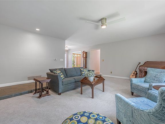 5th image of 650 Winding Way