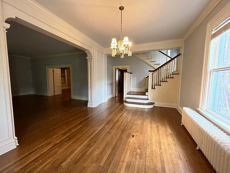 240 S Belvedere Blvd — Photo 5