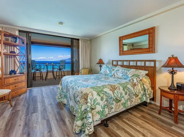 106 Kaanapali Shores Pl APT 402, Lahaina, HI 96761