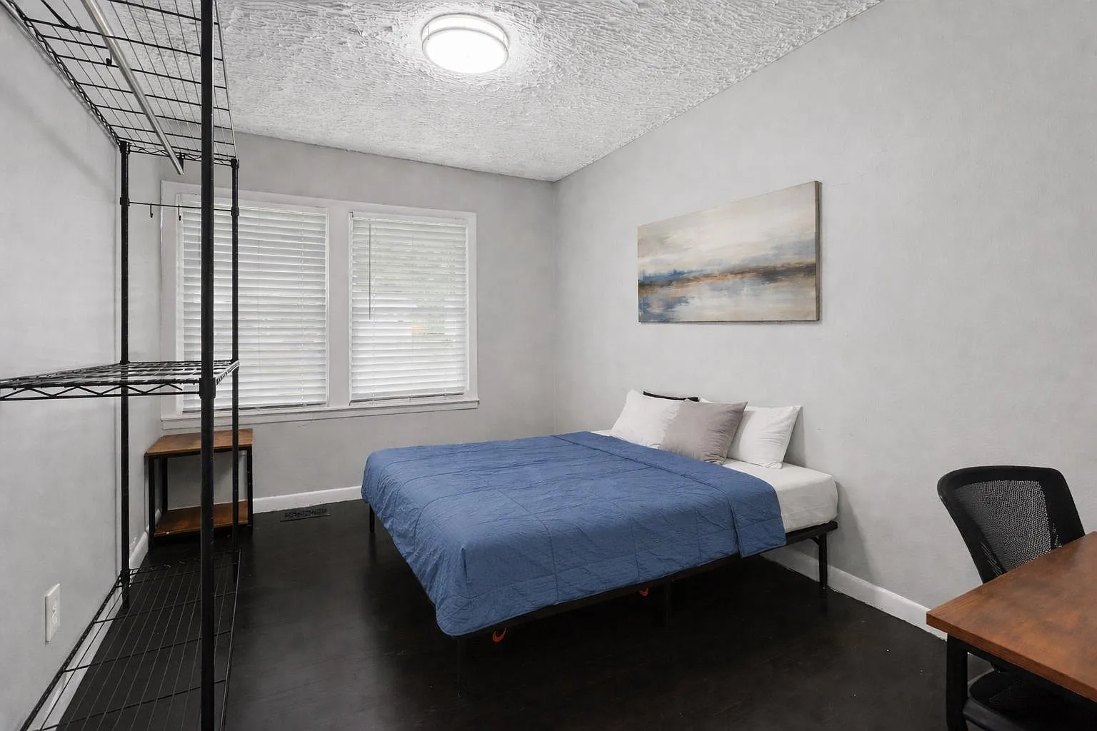 4 bed, 2.5 bath, 1500 sqft, $711 — Photo 1