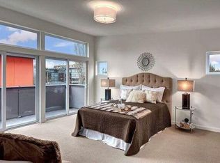 4725 9th Ave NE, Seattle, WA 98105