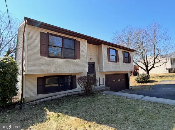 3804 Saint Lawrence Ave, Reading, PA 19606