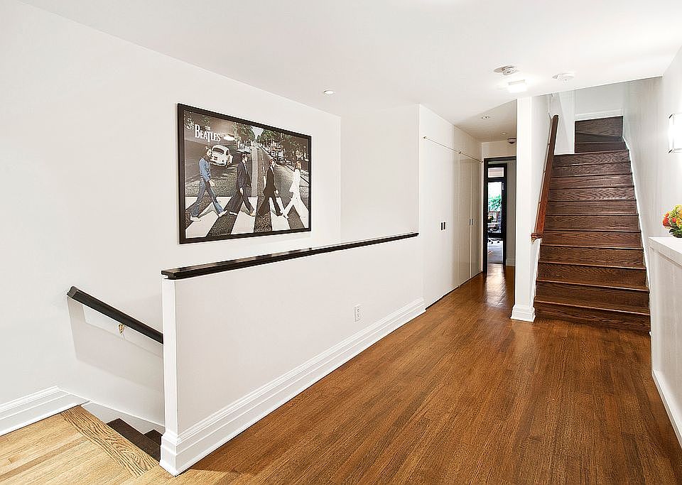 2nd image of 1211 Park Ave