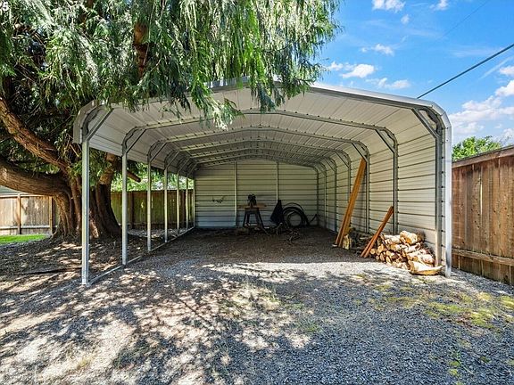 4th image of 11502 NW 16th Ave
