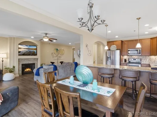 5320 Mystic Bay Dr #709, Osage Beach, MO 65065
