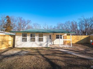 15775 Hallmark Ln, Saint Robert, MO 65584