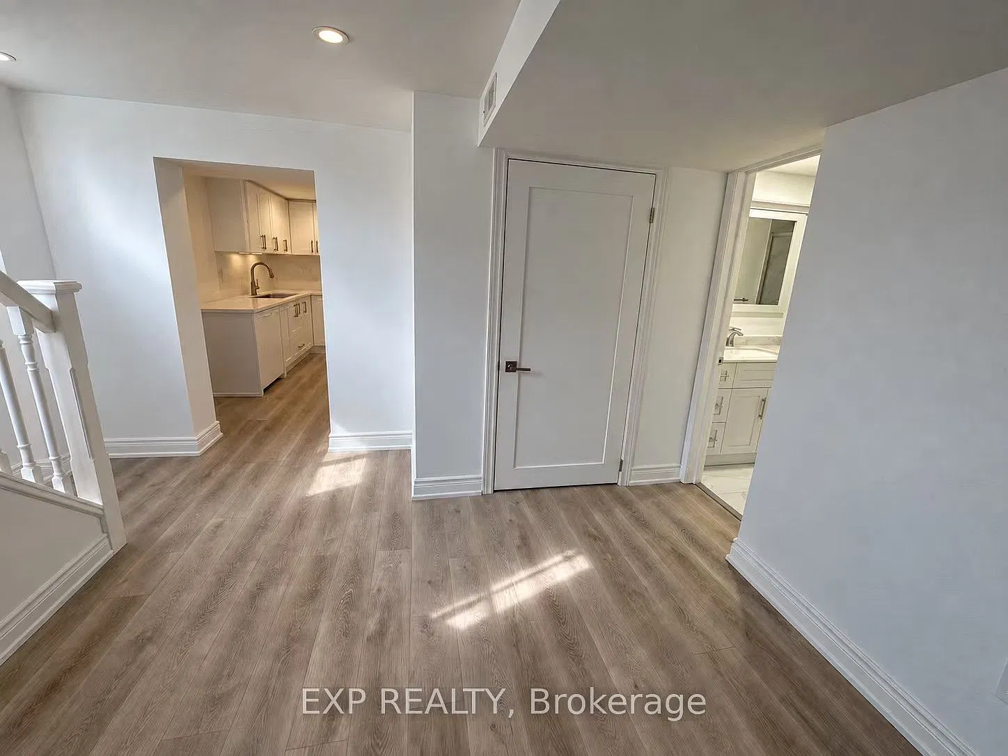 3 bed, $2,400 — Photo 4