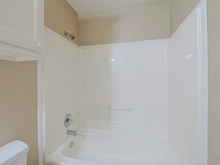 3211 109th St #B — Photo 31