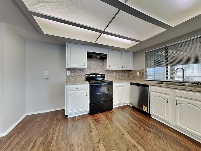 524 Hardwood Trl — Photo 8