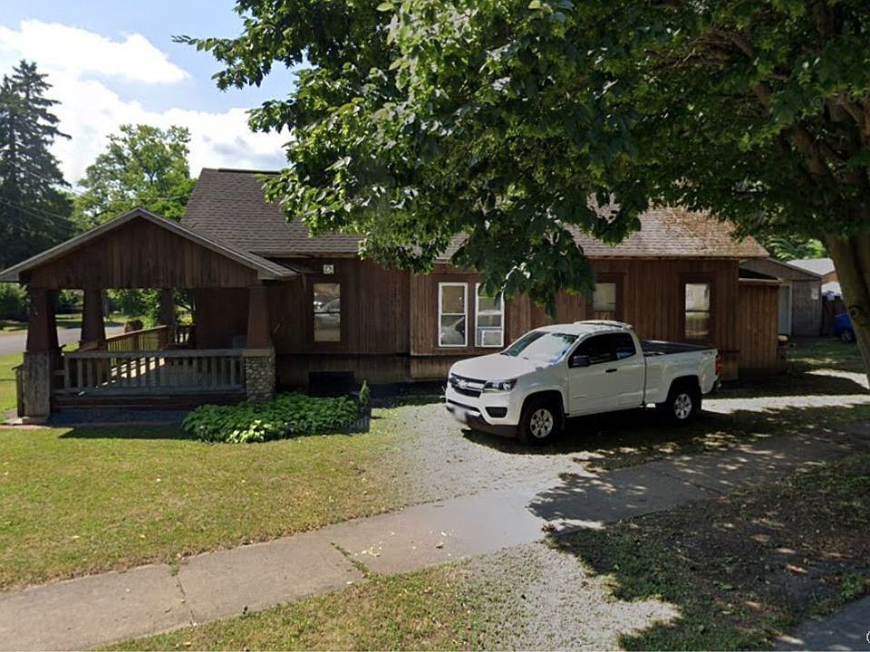 1st image of 100 Smith Rd