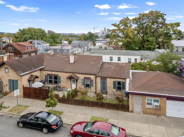 117 W 11th St, Newport, KY 41071