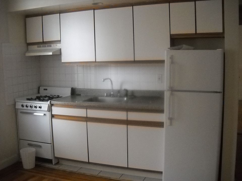 1st image of 4515 42nd St APT 1C