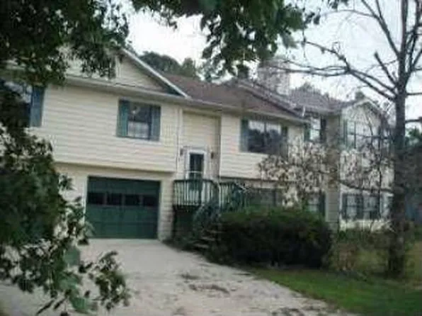 4779 Tarleton Dr, Lilburn, GA 30047