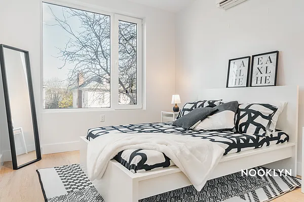 Rented by Nooklyn NYC LLC | media 17