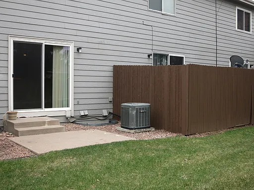 4233 Hunting Meadows Cir — Photo 14