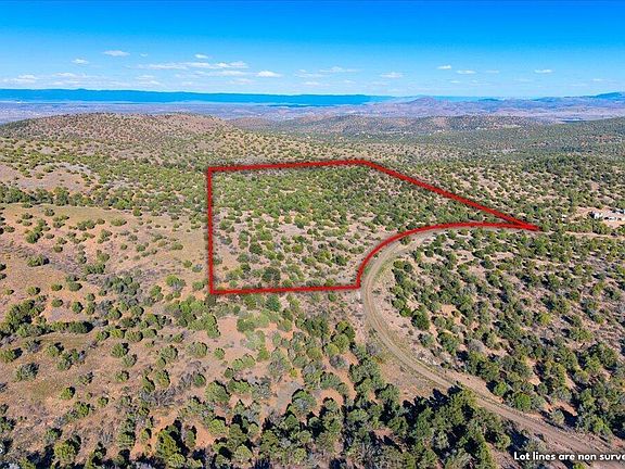 3rd image of 18875 N Butte Pass Rd