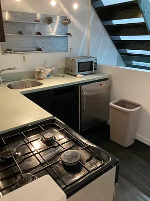 Rented by Dwell Residential Inc | media 22