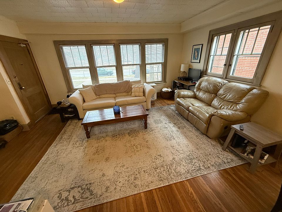 1st image of 1415 Cleveland Ave N APT 1