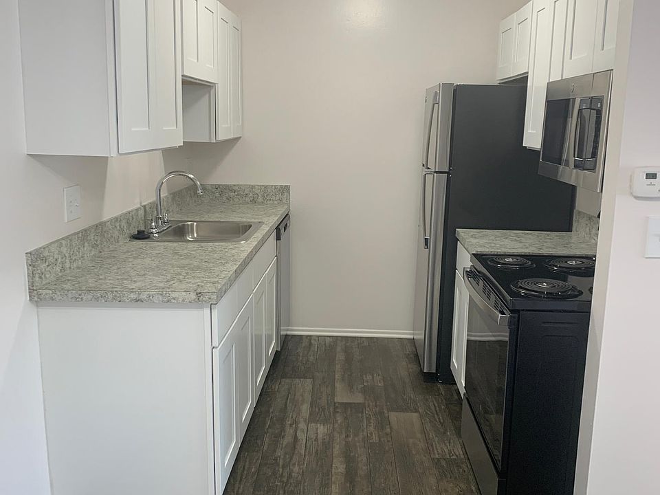 Cherry Hill Manor Apartments 167 Cherry Valley Dr Inkster MI Zillow