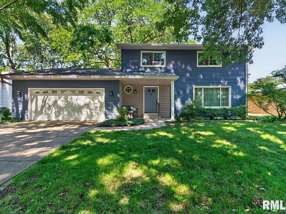 1st image of 2922 Victoria Dr