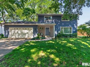 2922 Victoria Dr, Springfield, IL 62704