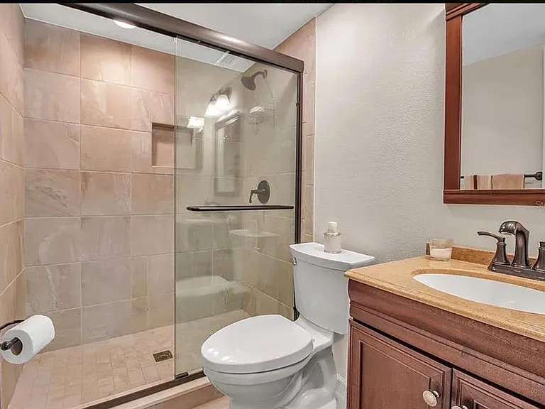 5420 Swift Rd #38 — Photo 22