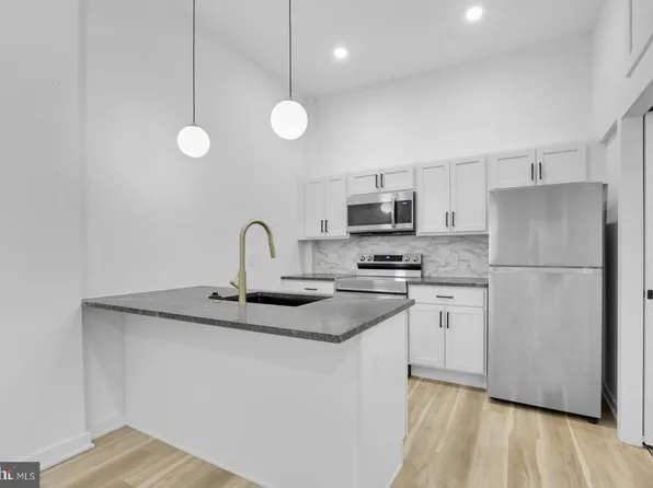 1415 Locust St, Philadelphia, PA