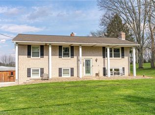 13700 Market Ave N, Hartville, OH 44632