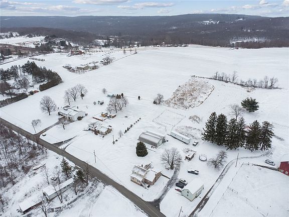 2nd image of 144 Double Hill Rd