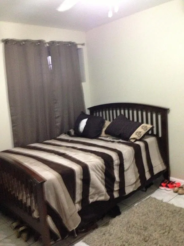 3 bed, 1150 sqft, $1,990 — Photo 1