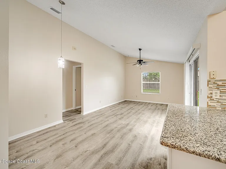 2540 Wild Wood Dr — Photo 18