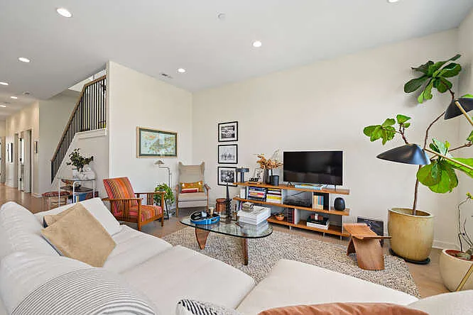 2132 N Halsted St #4 — Photo 7