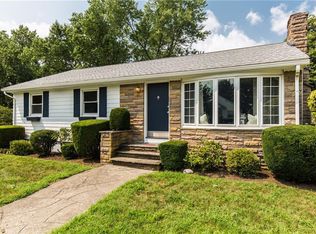 20 Oakland Ave, Johnston, RI 02919