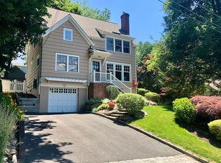 1309 Merritt St, Fairfield, CT 06825