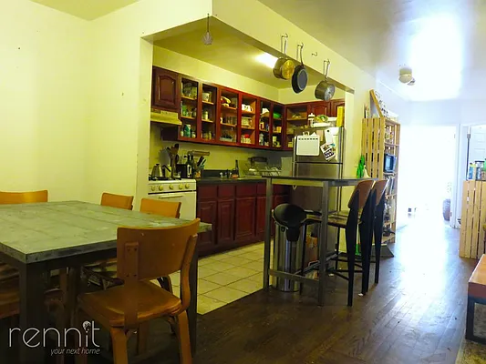 Rented by Rennit Inc. | media 63