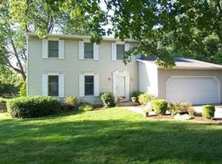 17527 Woodhurst Rd, Granger, IN 46530