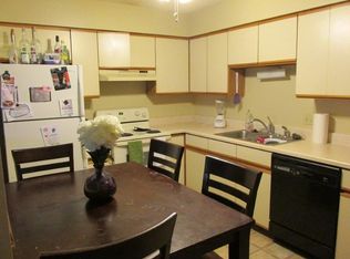 2513 Candle Crest Cir, Manhattan, KS 66503