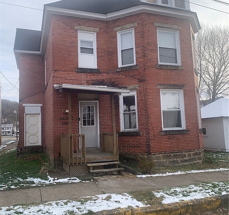 1st image of 498 E High St