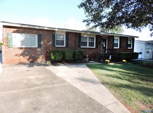 3301 Fairacres Rd SW, Huntsville, AL 35805