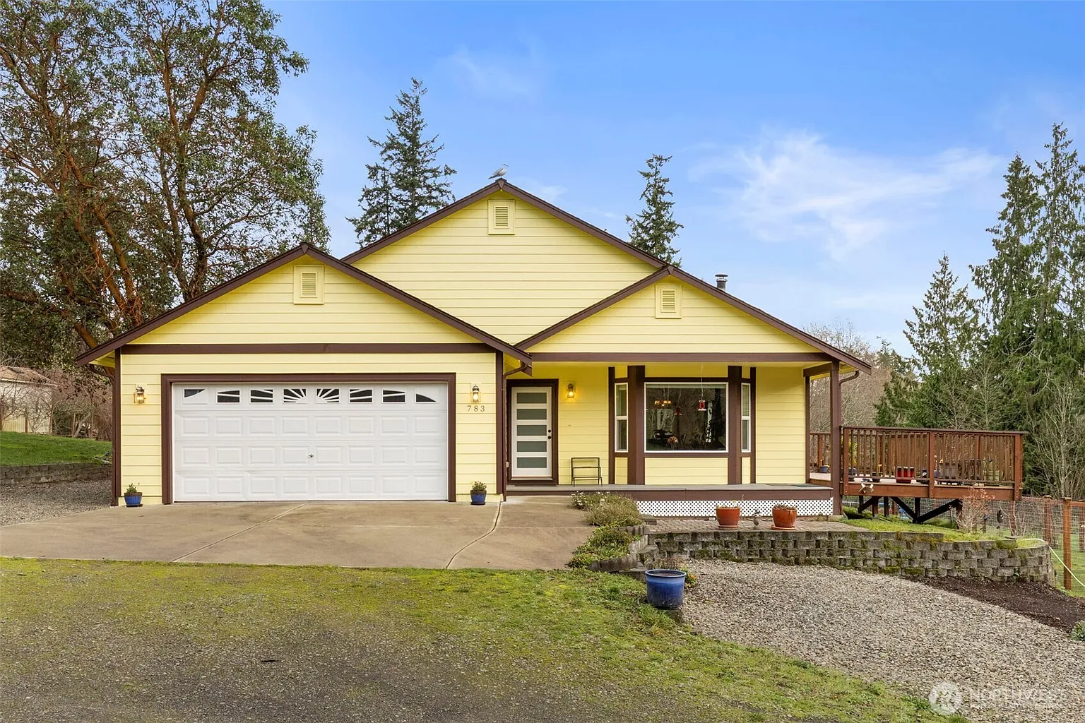 783 Prospect Avenue photo 1