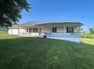 226 Pleasant Pine Dr, Max Meadows, VA 24360