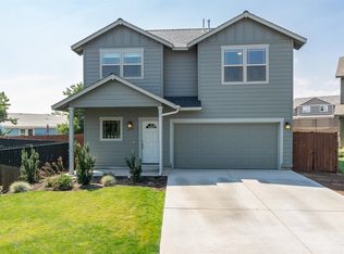 2672 SW Kalama Ct, Redmond, OR 97756