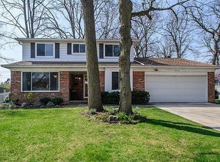 2890 Pebble Creek Rd, Ann Arbor, MI 48108