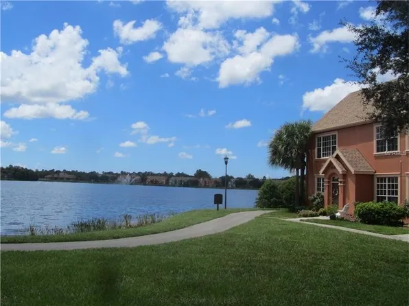 9020 Lake Chase Island Way, Tampa, FL 33626