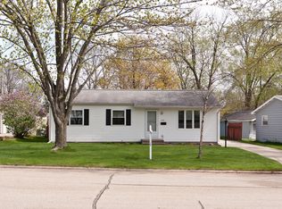 4500 Walker St NE, Cedar Rapids, IA 52402
