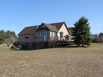 1st image of 1975 Oak Dr SW