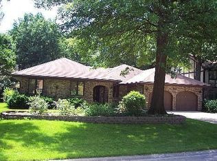 416 Hiawatha Trl, Wood Dale, IL 60191