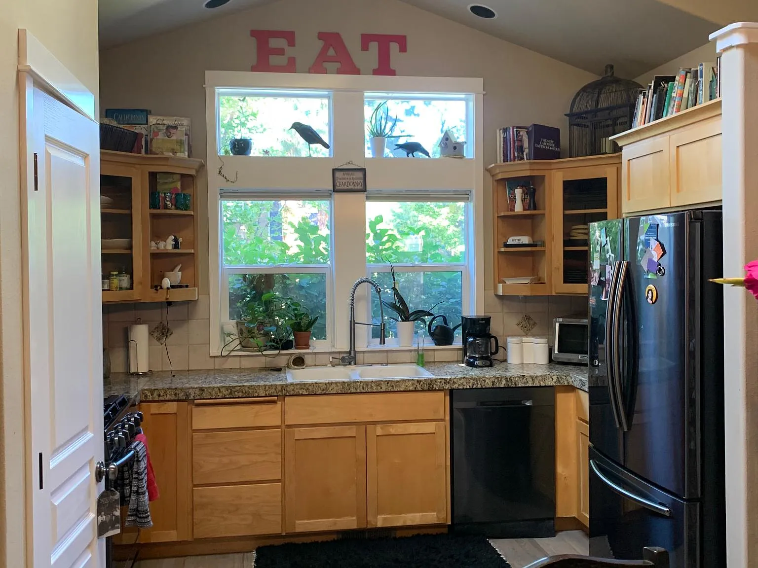 3 bed, 1475 sqft, $5,500 — Photo 4